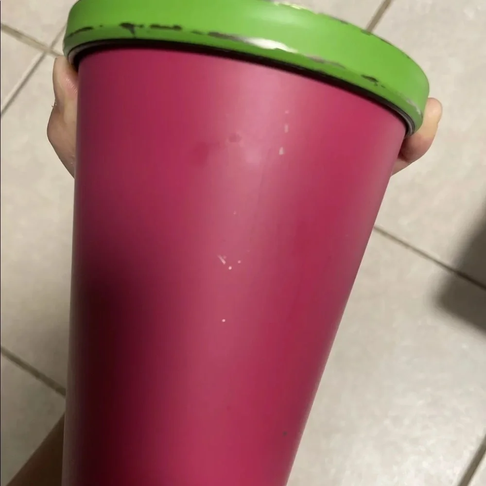 Starbucks cup does